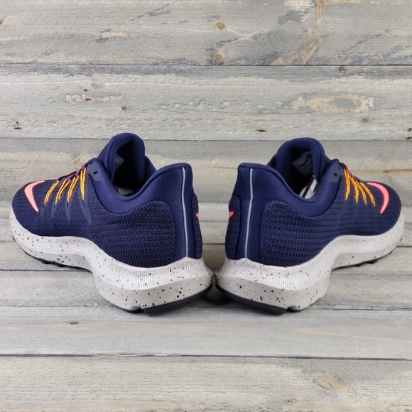 Women's Nike Quest SE Running Shoes Blackened Blue - Picture 8 of 8